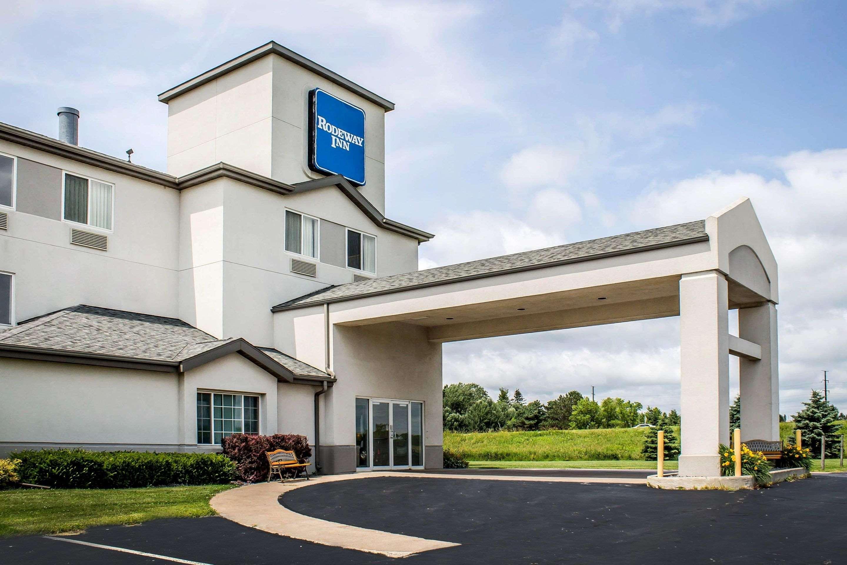Rodeway Inn Abbotsford Exterior foto